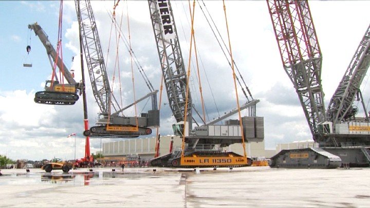 Liebherr Crane Mobile
